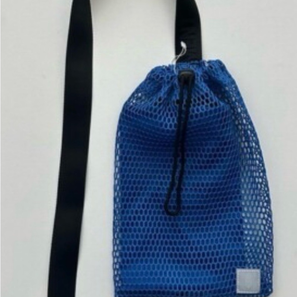 Free People Blue Mesh Sling Bag - Picture 2 of 7